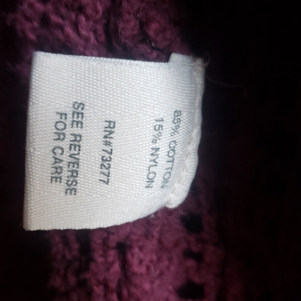 Sweater - Picture 4 of 4